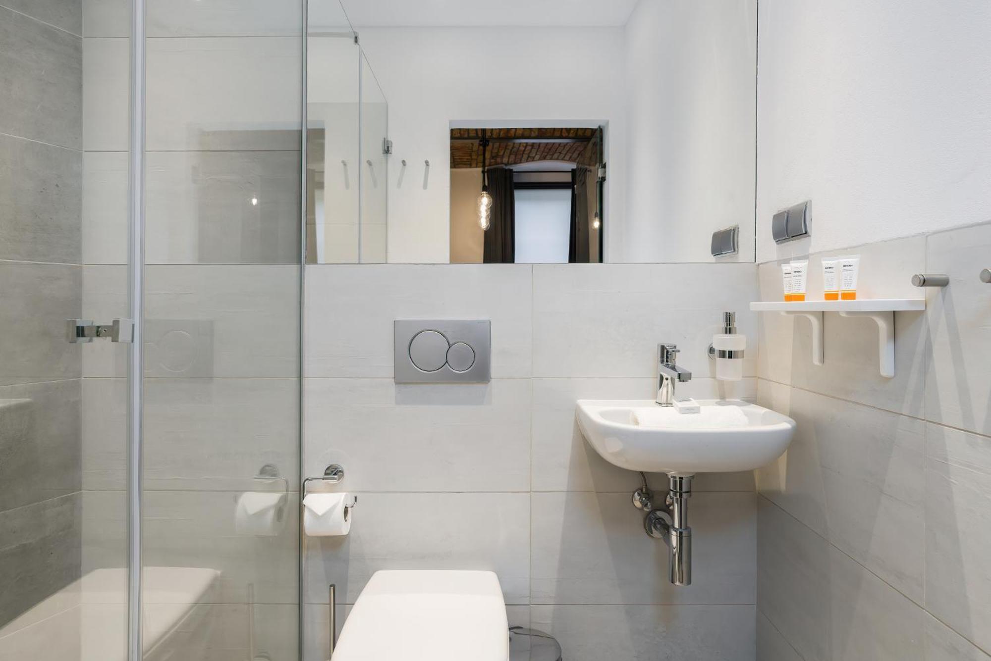 Level -1 Loft Apartments City Center By Renters Poznan Dış mekan fotoğraf