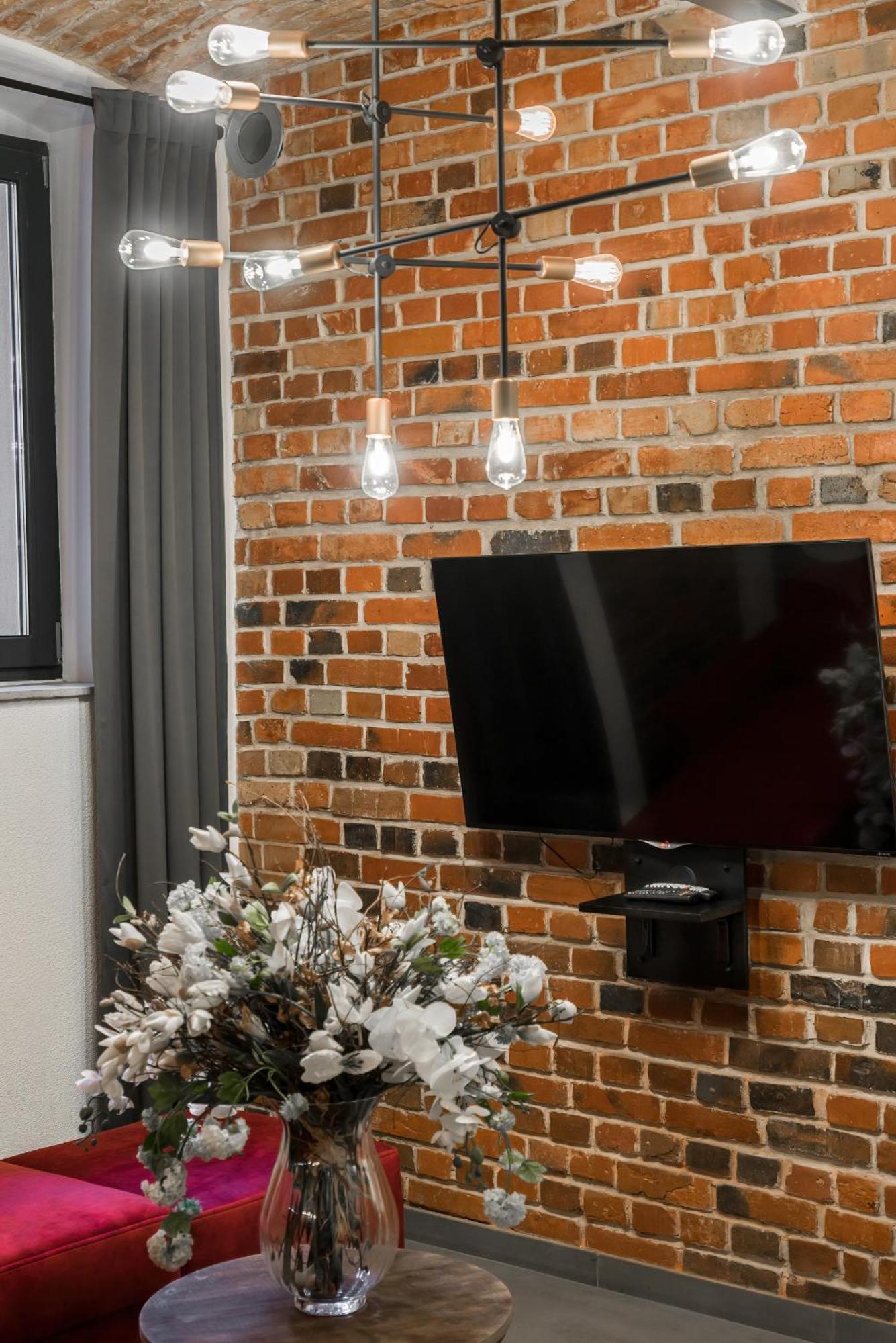 Level -1 Loft Apartments City Center By Renters Poznan Dış mekan fotoğraf
