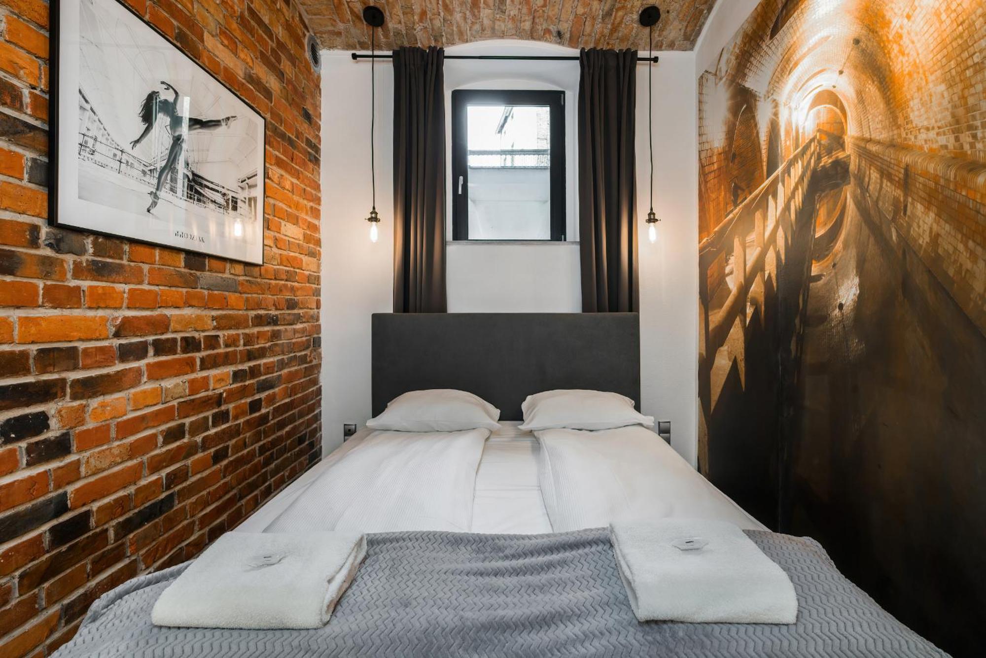 Level -1 Loft Apartments City Center By Renters Poznan Dış mekan fotoğraf