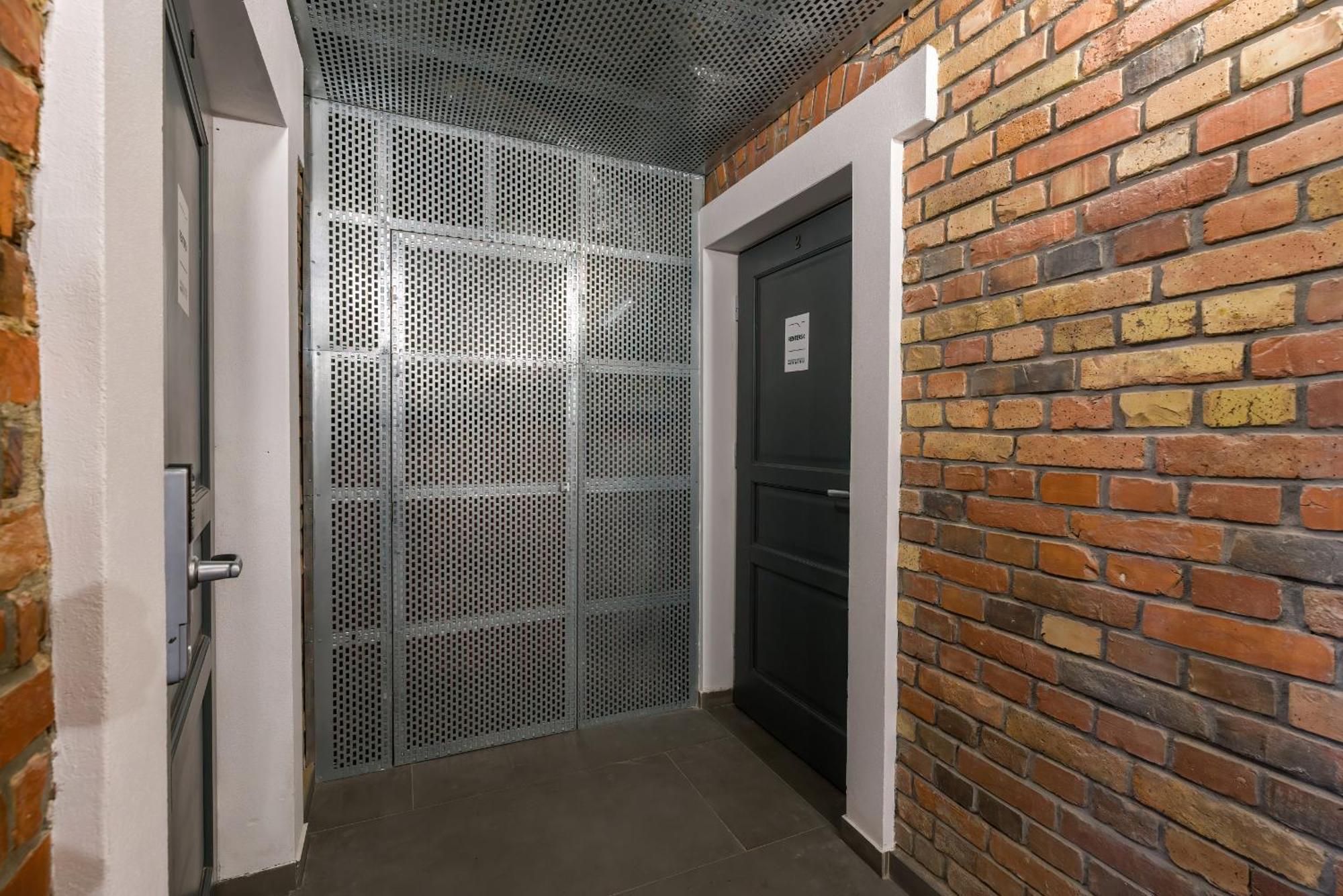 Level -1 Loft Apartments City Center By Renters Poznan Dış mekan fotoğraf